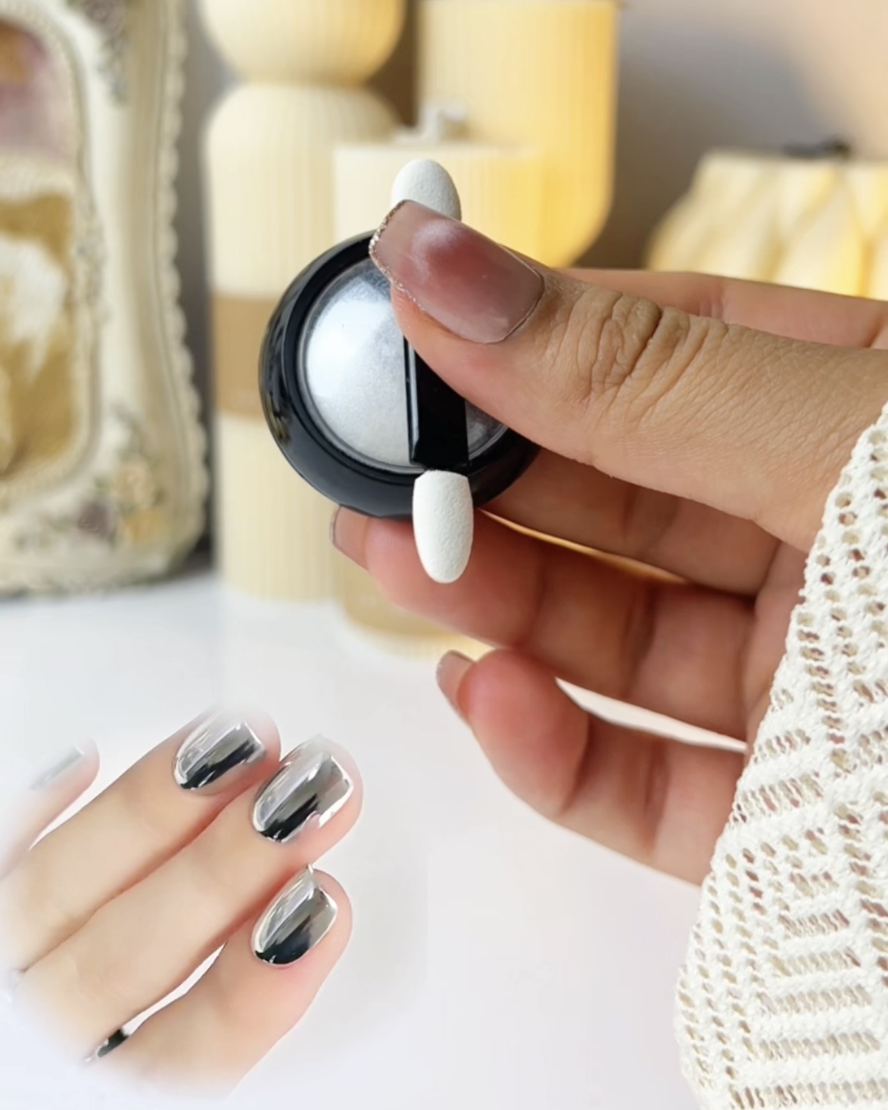 Poudre chrome argentée/blanche